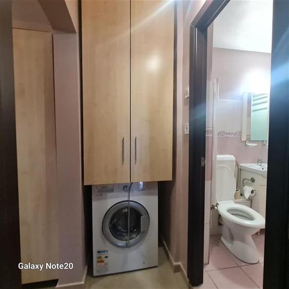 DE INCHIRIAT 3 CAMERE ZONA SPITAL