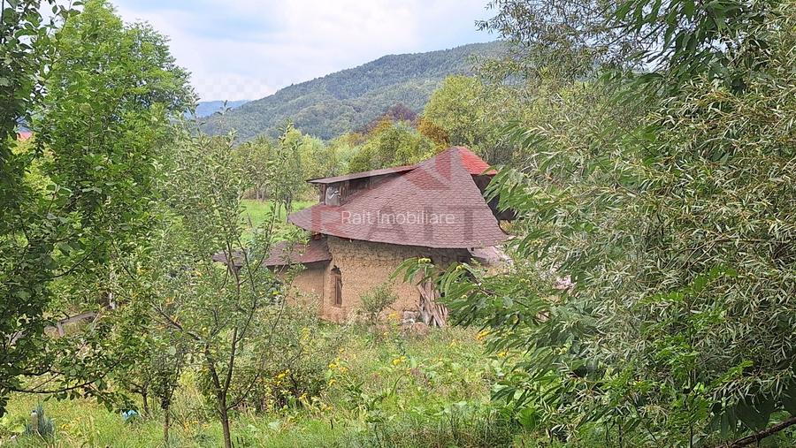 Casă individuală 6 camere de vânzare Brăduleț Argeș Complex Cabane - 3
