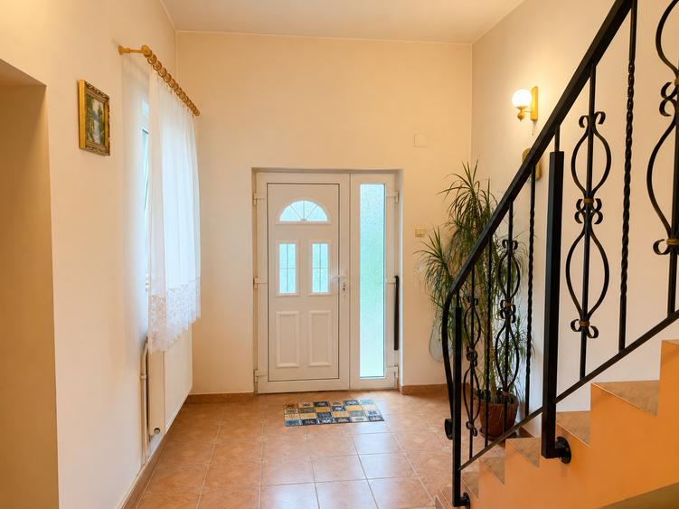 Casa Smeura-Pitesti
