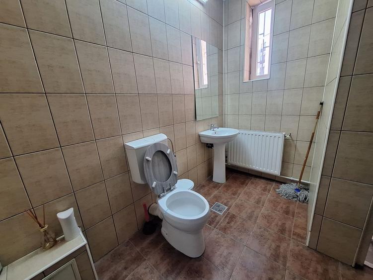 Cladire de birouri, in zona centrala, cu parcare, zona The Office
