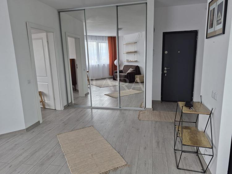 Apartament modern cu birou și panoramă deschisă – zona BMW.
