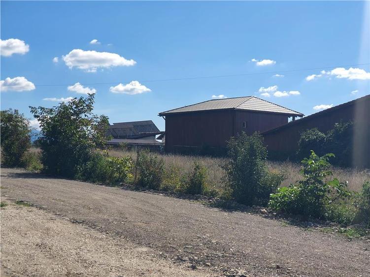 Parcela de teren 1840 mp cu front dublu - str.Viilor -Gusterita