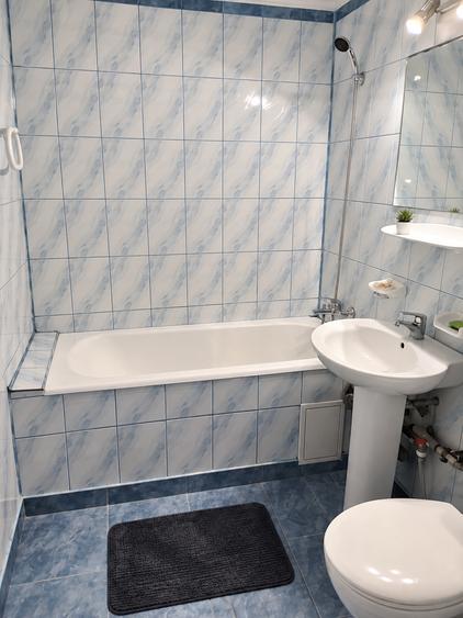 3 MINUTE PANA LA METROU / BALCON DEASUPRA AGITATIEI / 2 CAMERE LANGA DRISTOR