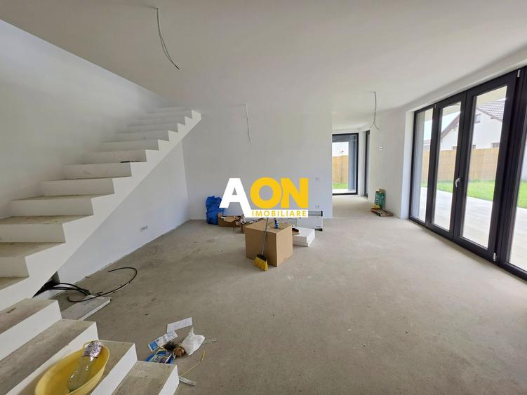 Casă modernă P+1 în Micești, 4 camere, teren 386 mp, predare la cheie