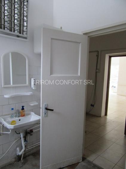 Inchiriere spatiu comercial Teiul Doamnei - 74mp - 25
