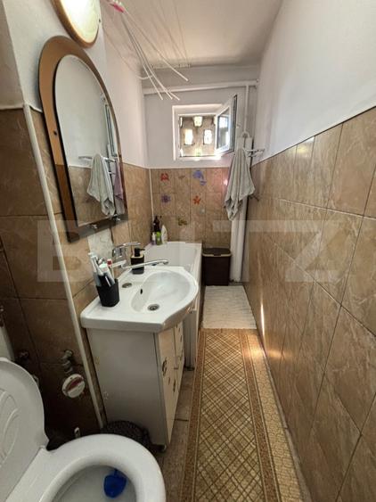 Apartament cu 2 camere, 40 mp, zona Vest