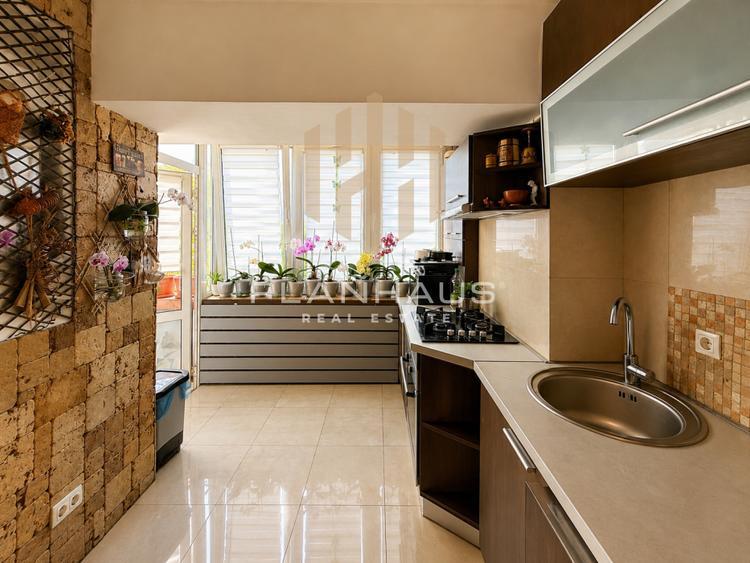 Apartament 3 camere, Traian, etaj 3 zona Ursus