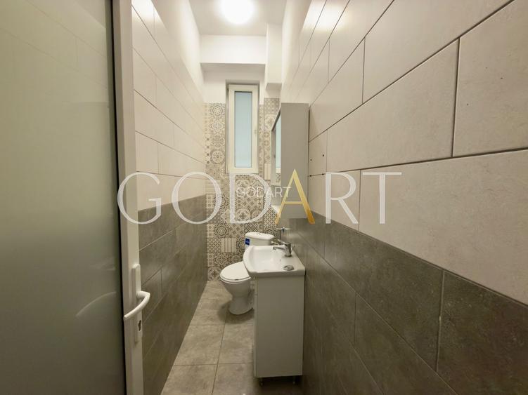 Vila spatioasa | Complet renovată | Central