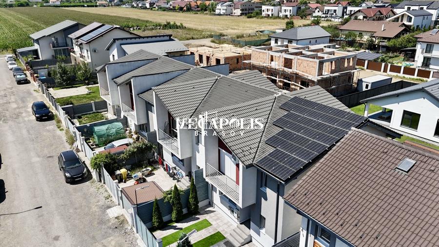 Casă înșiruita 4 camere | Panouri solare + Baterie de stocare - 40