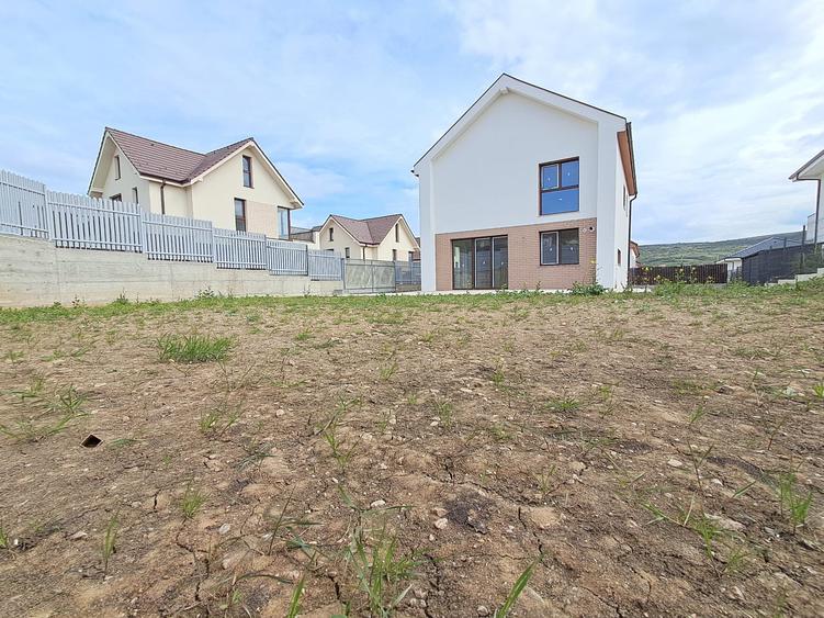 Casa individuala  sup. 120 mp P+E, teren 504 mp  in Chinteni