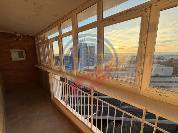 Apartament 4 camere/de inchiriat/ultracentral  Craiova