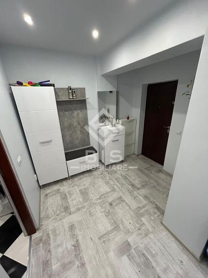 Apartament de închiriat 3 camere - Calea Moldovei