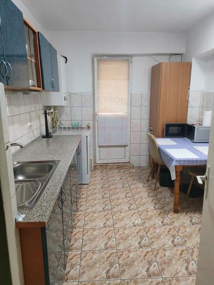 600 Euro-Inchiriere apartament 4 camere decomandate, etaj 10,Mazepa 2