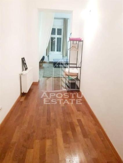 Apartament cu 2 camere , 66 mp , centrală proprie, zona Ultracentrala