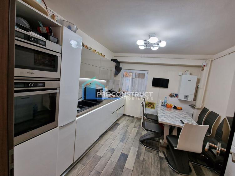 Apartament cu 5 camere de vânzare – Zona UMT, Timișoara | 105 mp