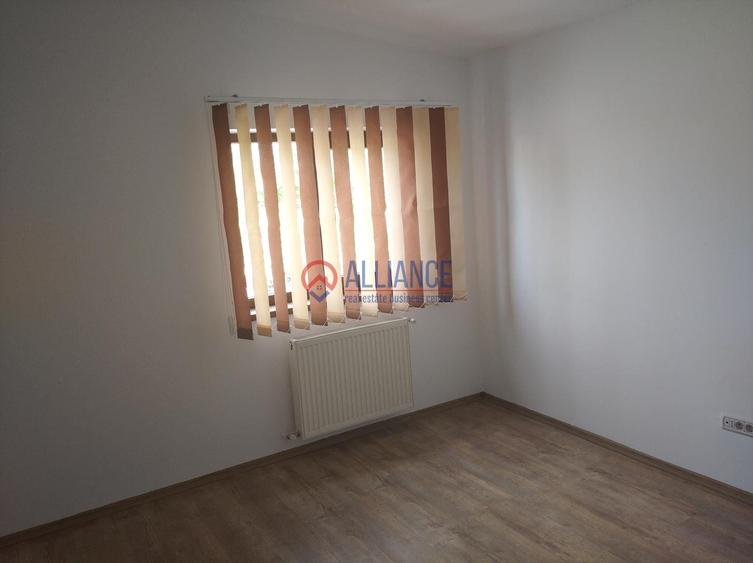 Birou 3 camere, Coiciu, 53.8 mp, renovat 2023