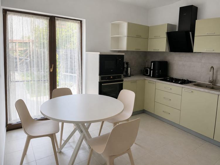 Casa in Darza (Buftea), carport, curte cocheta, utilata si mobilata