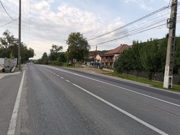 Vand teren intravilan in centrul Ilbei - 2