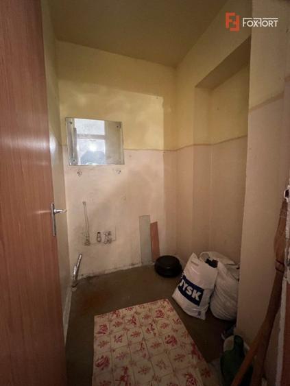 Apartament cu 4 camere, decomandat Zona Girocului