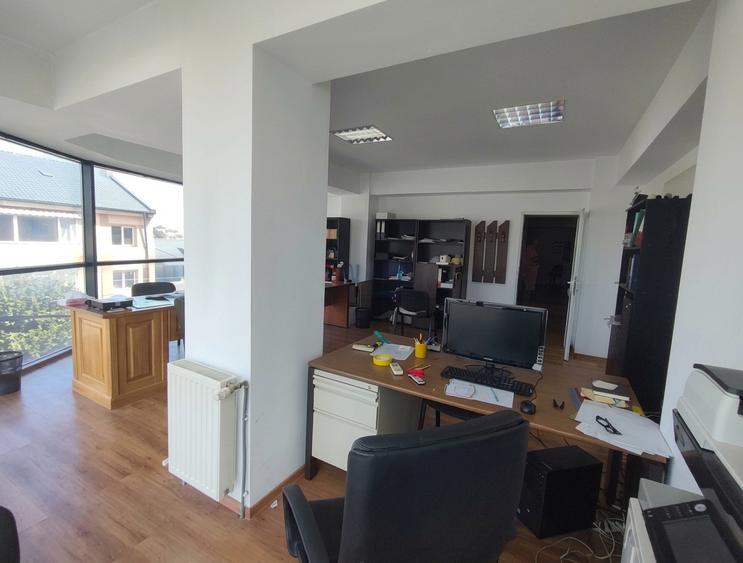 Centru, spatiu birouri, cladire specifica, 35 mp.