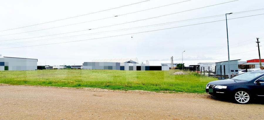 Teren intravilan industrial, 3000 mp, zona Serpico