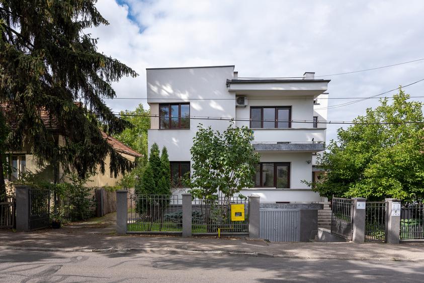 Vilă Individuală | Str. Alexandru Bohatiel 18, Zona Piața Engels