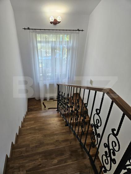 Casa moderna ultrafinisata, la intrare in Chinteni!