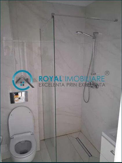 Royal Imobiliare - Vanzare apartament 3 camere zona Vest