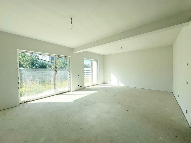 Casa tip duplex cu garaj, 130 mp utili - Floresti