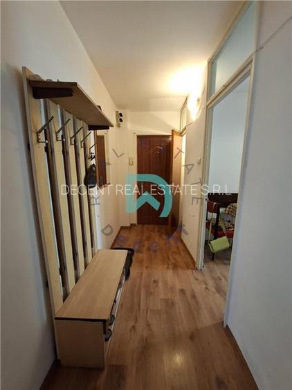 Apartament 2 camere Grivitei decomandat