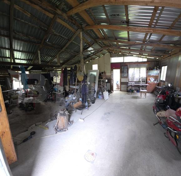 Casa 3 camere, 100 mp, teren, 2000 mp, zona Vest