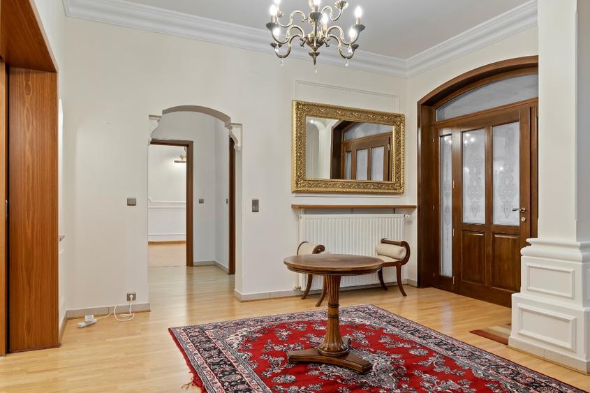 Vila Ansambu Exclusivist -langa British - Pipera - Acces  din Erou Iancu Nicolae