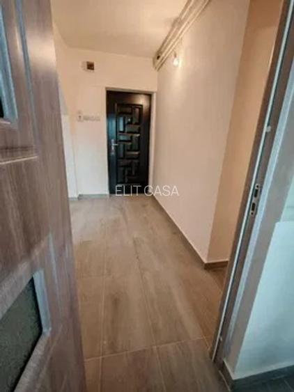 Apartament cu o camera decomandat, zona Frumoasa - 4