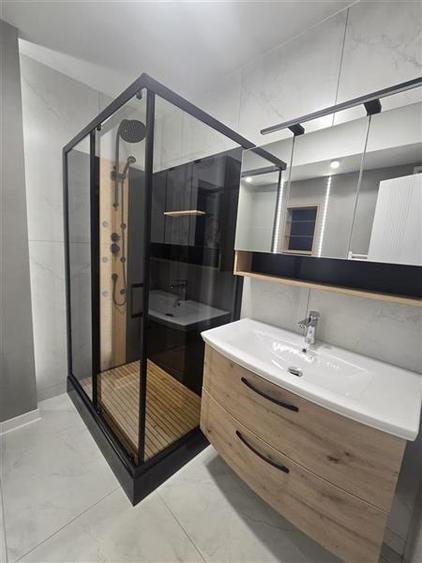 Vanzare apartament 2 camere modern bloc nou in Dambul Rotund- zona Mega Image