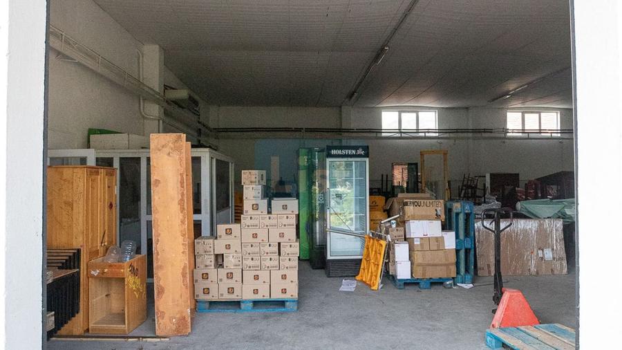 Spațiu industrial /hala /Spatiu administrativ in Resita,cartier Moniom