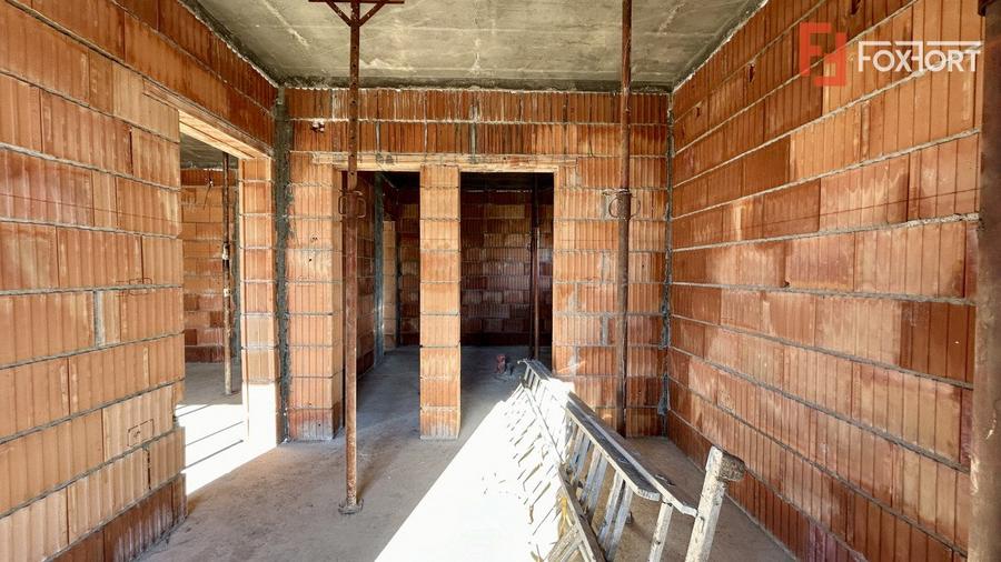 Duplex 4 camere pe parter + perete dublu despartitor - Sanandrei
