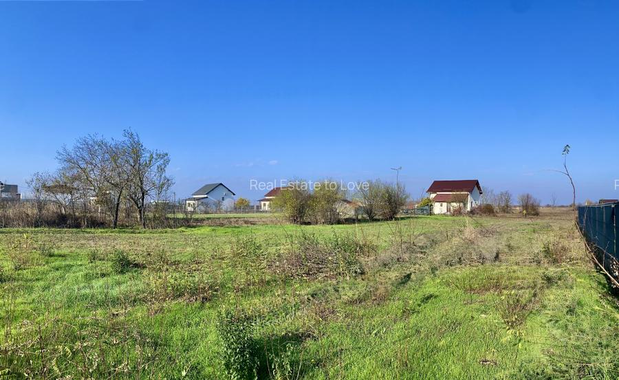 Teren priveliste deschisa, zona retrasa, aproape de lac si pădure - 6