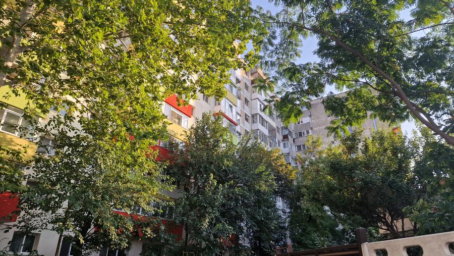 Apartament 3 camere decomandat, bucatarie mobilata si utilata, 79mp