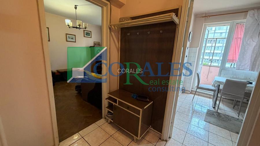 Semicentral, 46mpu+12 mpu logie, et.4/8. Fara comision. Disponibil imediat. LIFT - 4