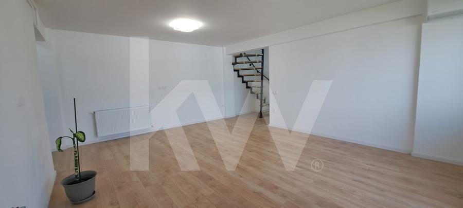 Apartament 3 camere , pe doua niveluri , in imobil cu lift