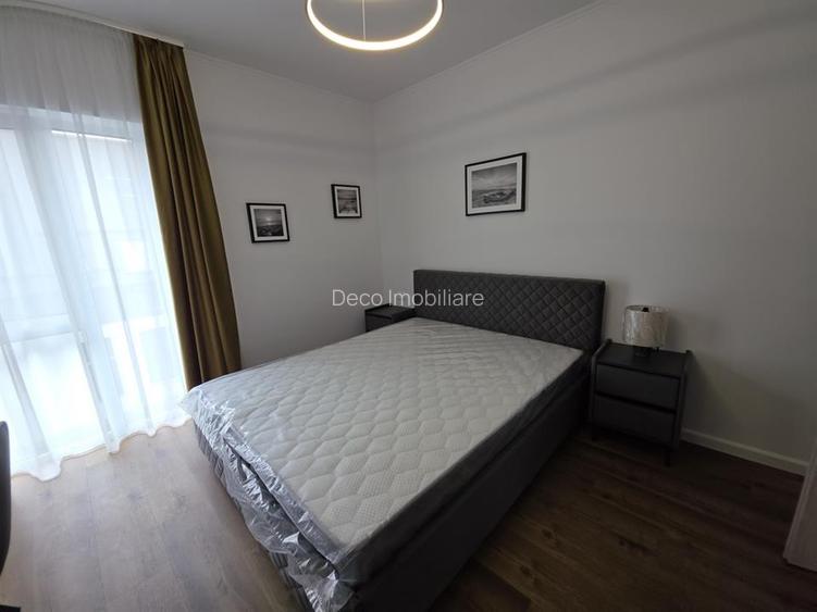 Apartament cu 3 camere lux zona La Terenuri - 15
