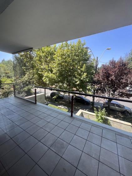 Apartament de inchiriat 4 camere zona Herastrau, Bucuresti 195 mp