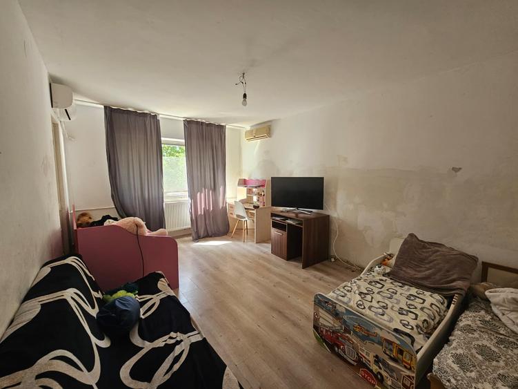Apartament Decomandat | 3 Camere | Etaj 1/4 | Zona Militari