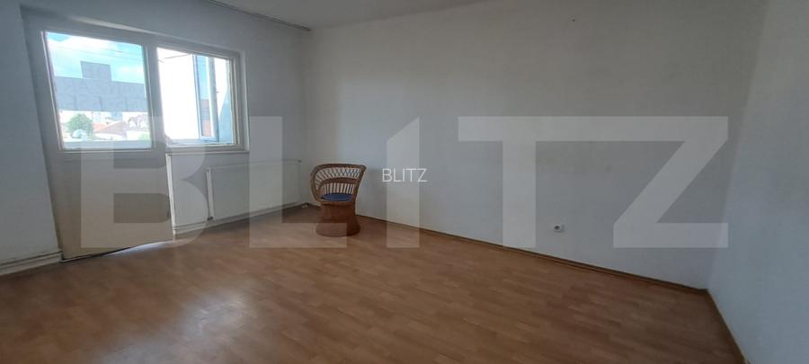 Apartament 2 camere, et. 4, zona centrală, Făgăraș – nemobilat, de renovat - 4