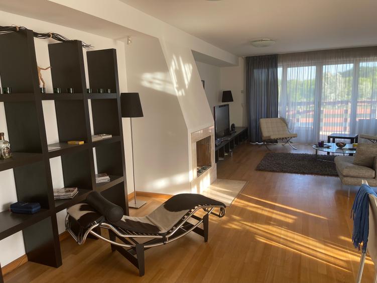 Apart. lux 3 camere,167mp cu vedere la lac+piscina,2 loc parcare,boxa Tancabesti
