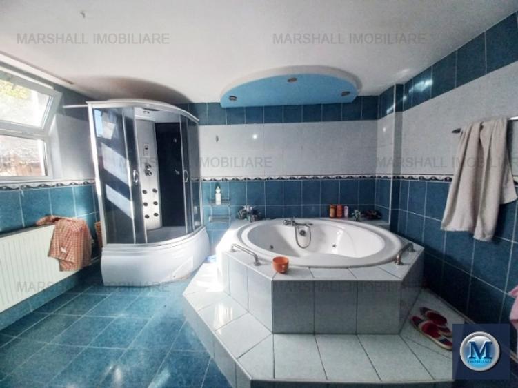 Vila cu 7 camere de vanzare, zona Marasesti, 330.96 mp #15949