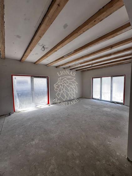 Casa Finisata 4 camere 120 mp-teren 600 mp-pod mansardabil-Aerodrom