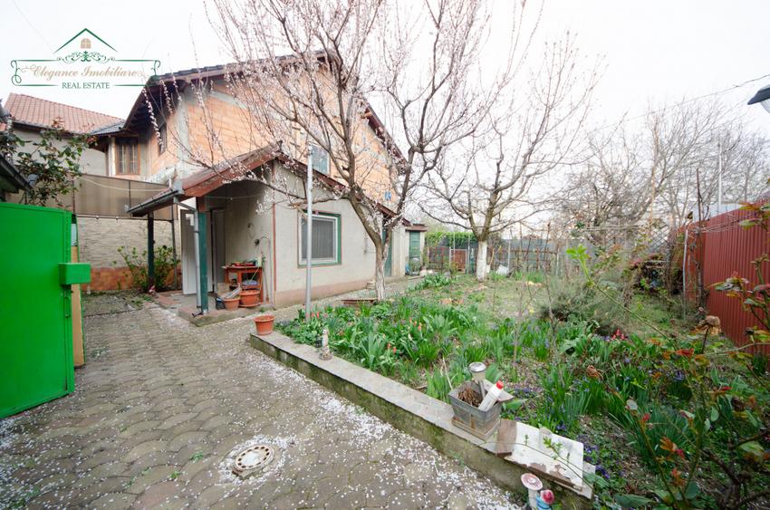 Casa cu 3 camere și centrală proprie,zona Aurel Vlaicu, Arad