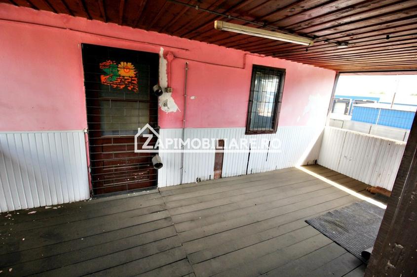 Casa+spatiu comercial,5 camere,2 bai.847mp teren,0%comision