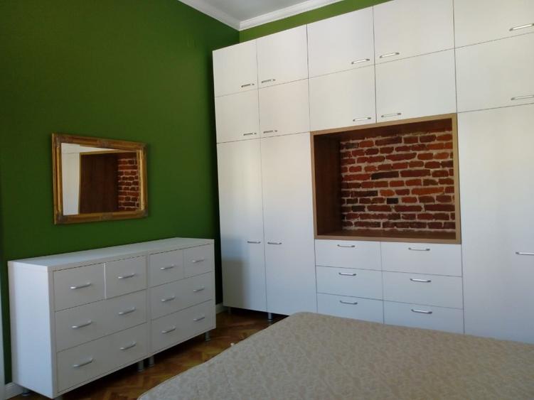 Proprietar închiriez apartament 2 camere în zona ultracentrală